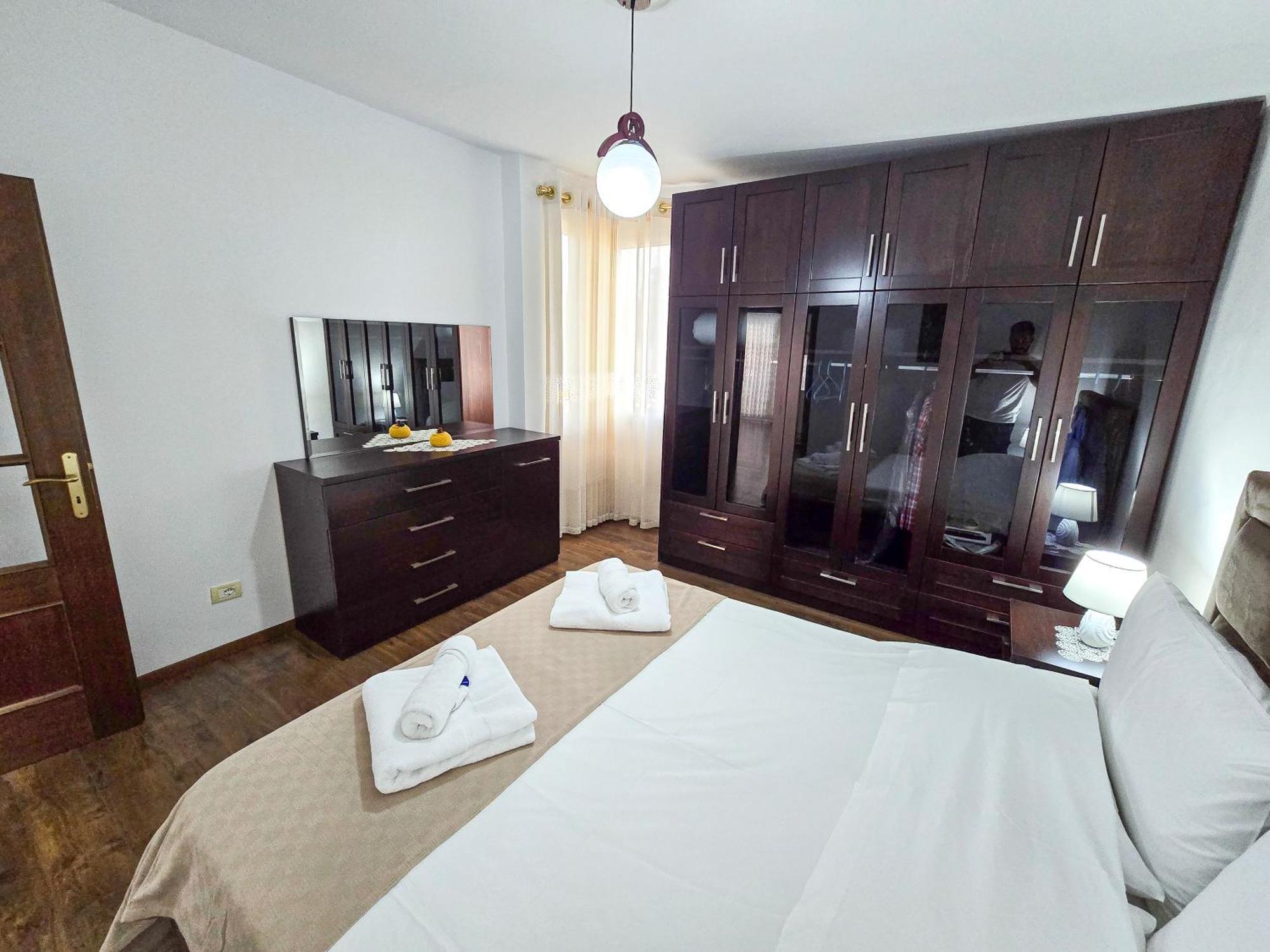 Lake Park 2Br Apartment Tirana Exterior foto