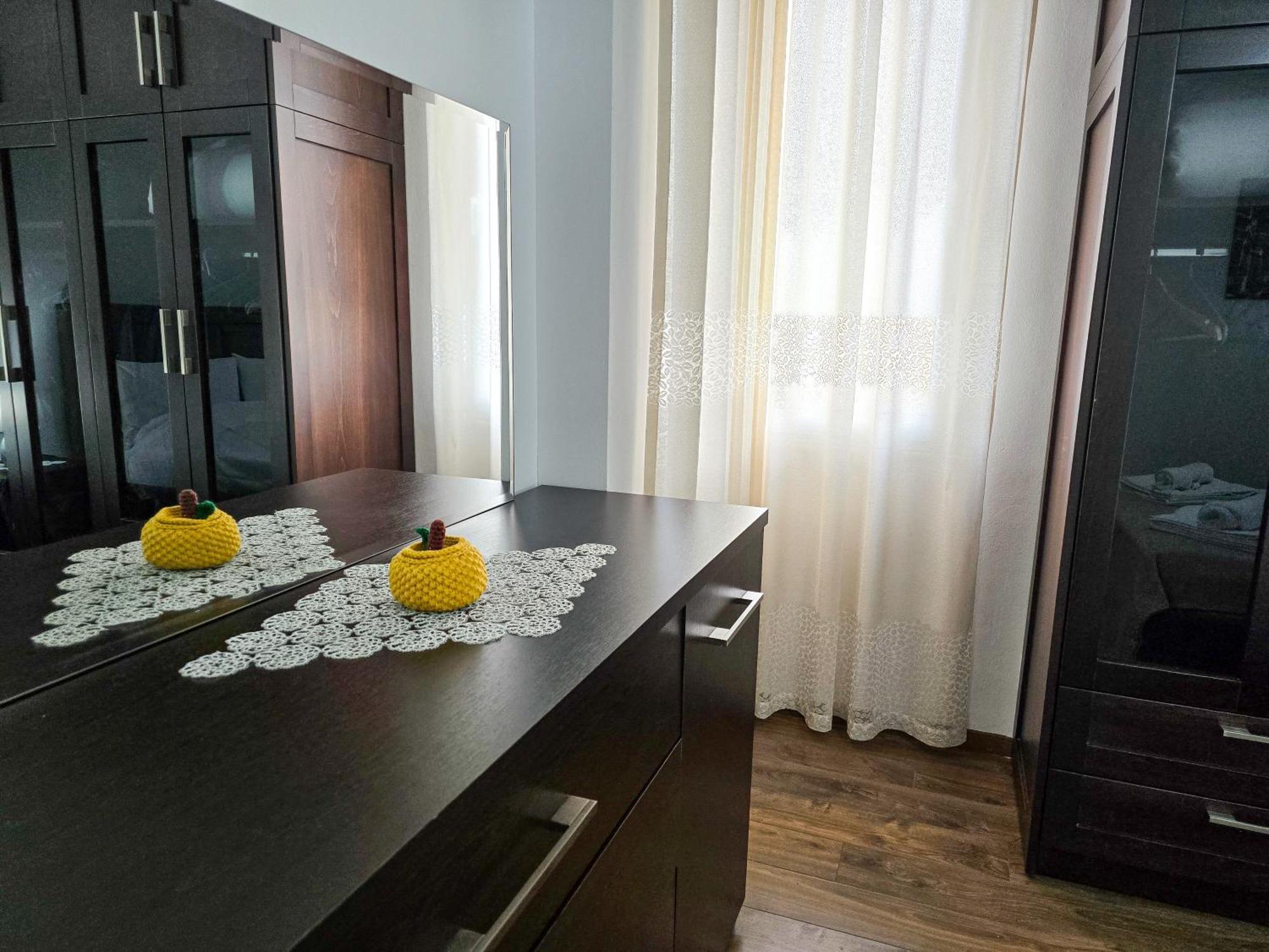 Lake Park 2Br Apartment Tirana Exterior foto